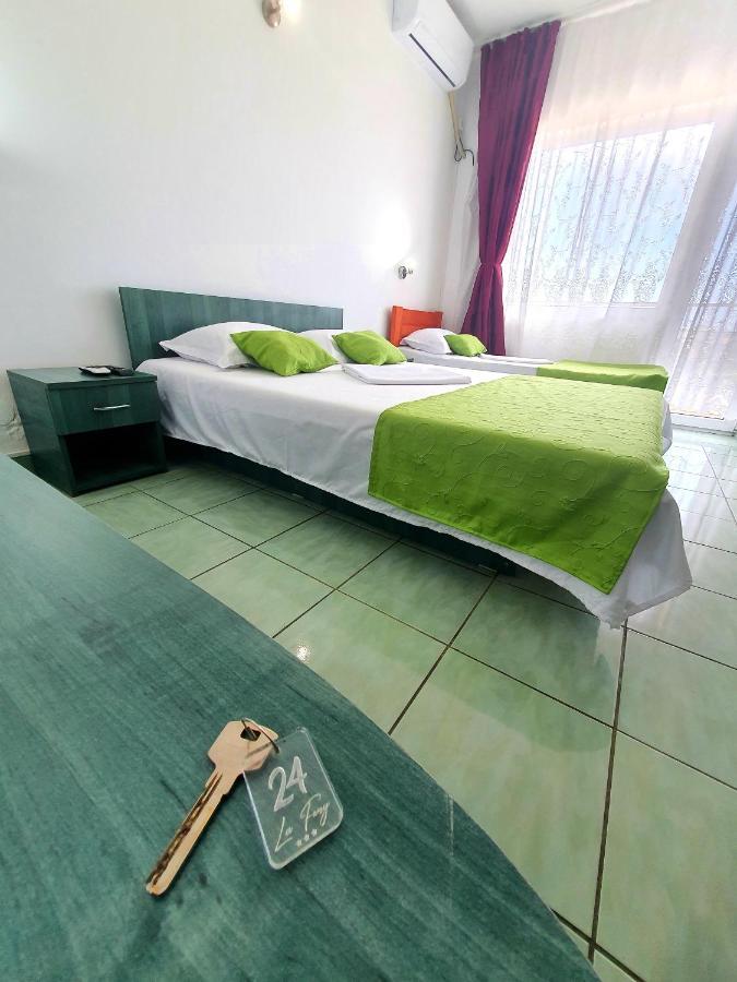 Vila Fery Costinesti Buitenkant foto